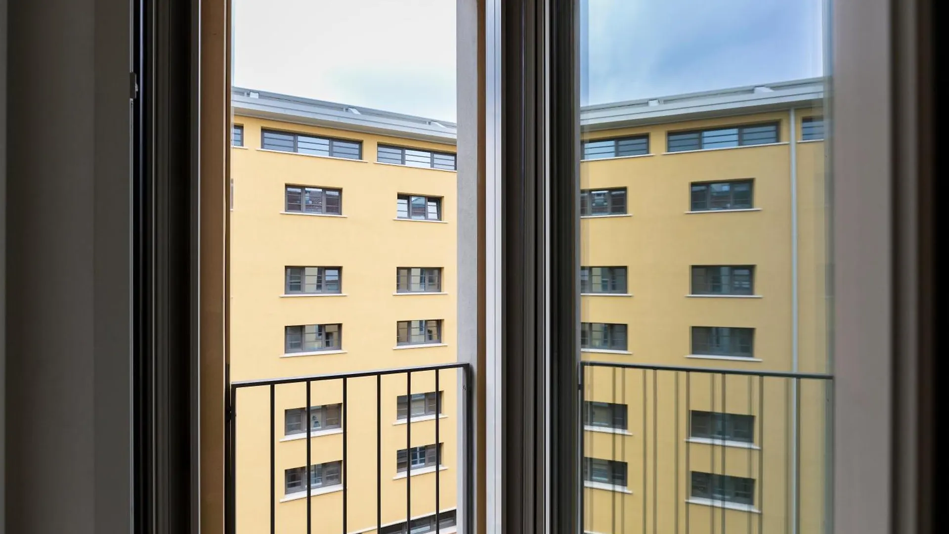 Suzzani 96 - Bicocca Area Appartement Milaan