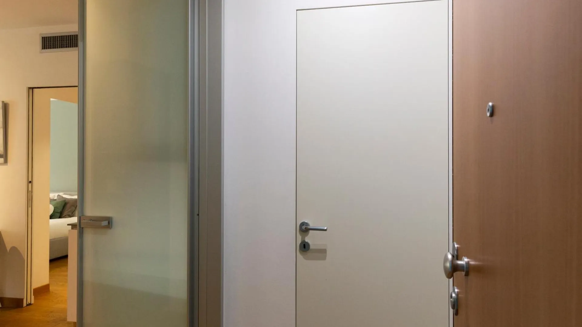 Suzzani 96 - Bicocca Area Apartment Milan Italy
