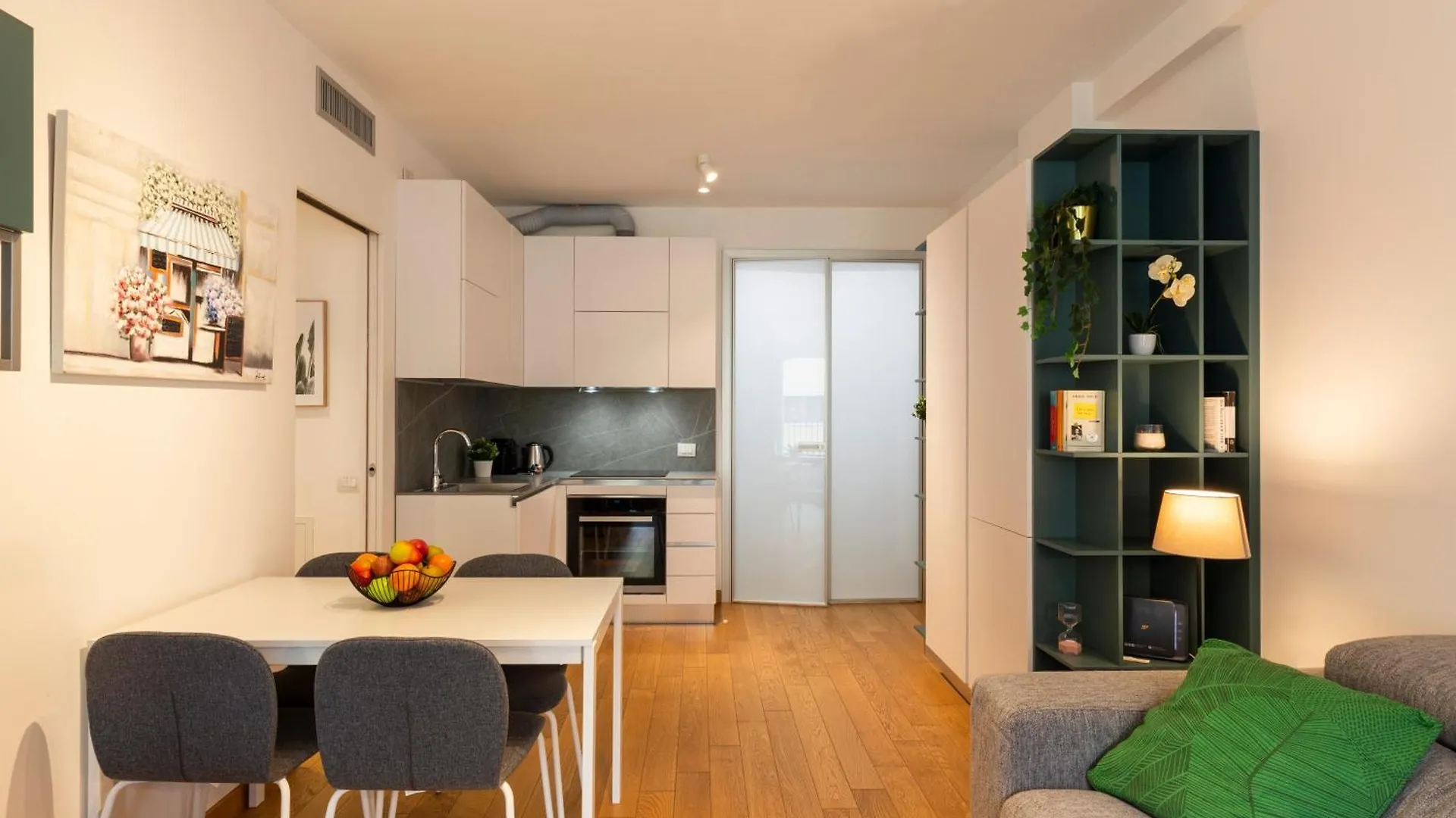 Suzzani 96 - Bicocca Area Apartment Milan